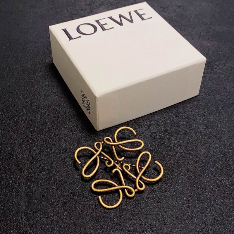 Loewe brooch 03yxh36